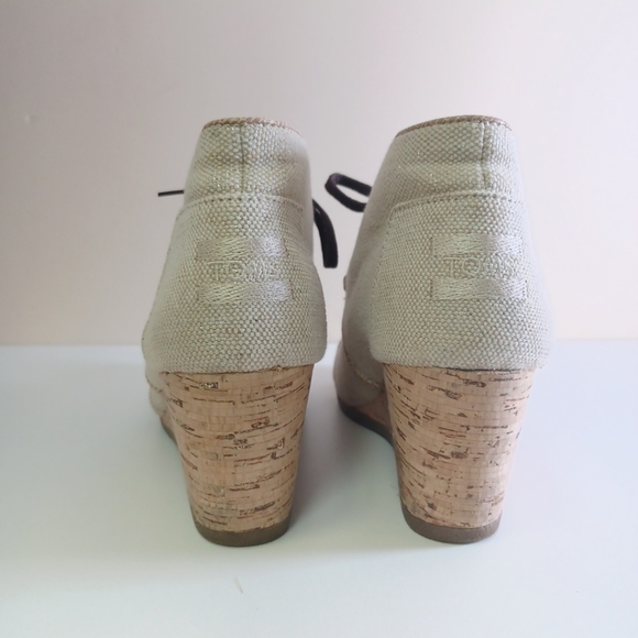 Toms shoes Wedge Bootie Tan Linen Fabric Sparkle Sz 6.5 - Picture 4 of 7